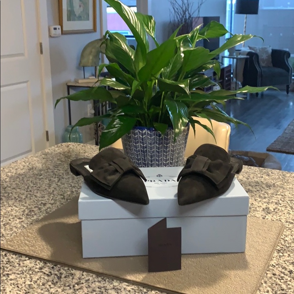 Prada Calzature Donna slip on mule with bow 7.5